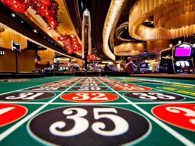 spelbord i ett kasino